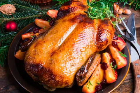 10 способів приготувати неперевершену качку в духовці