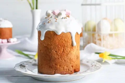 12 рецептов вкусных пасхальных куличей, в том числе с начинкой