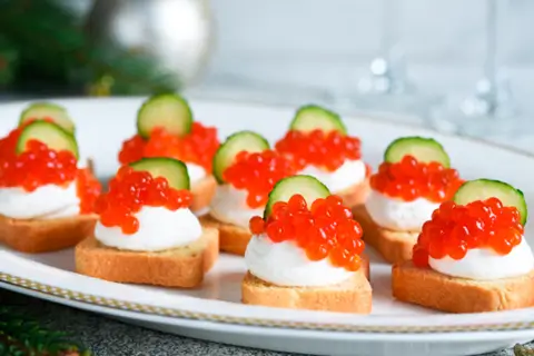 40 лучших бутербродов на Новый год — 2026