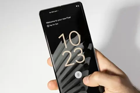 Android 17 позволит приложениям работать в режиме Always-On Display