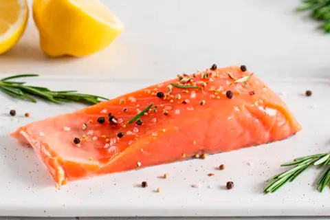 Как засолить форель, чтобы она получилась нежной и вкусной