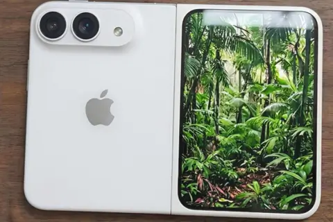 Макет «квадратного» iPhone Fold впервые показали на фото