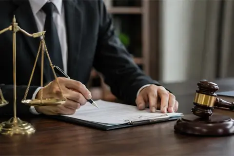 Військовий адвокат у Львові: коли звертатися і як діяти без помилок