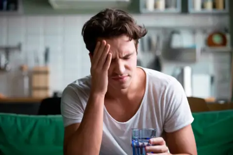 Заметаем следы: 11 способов избавиться от запаха алкоголя и перегара