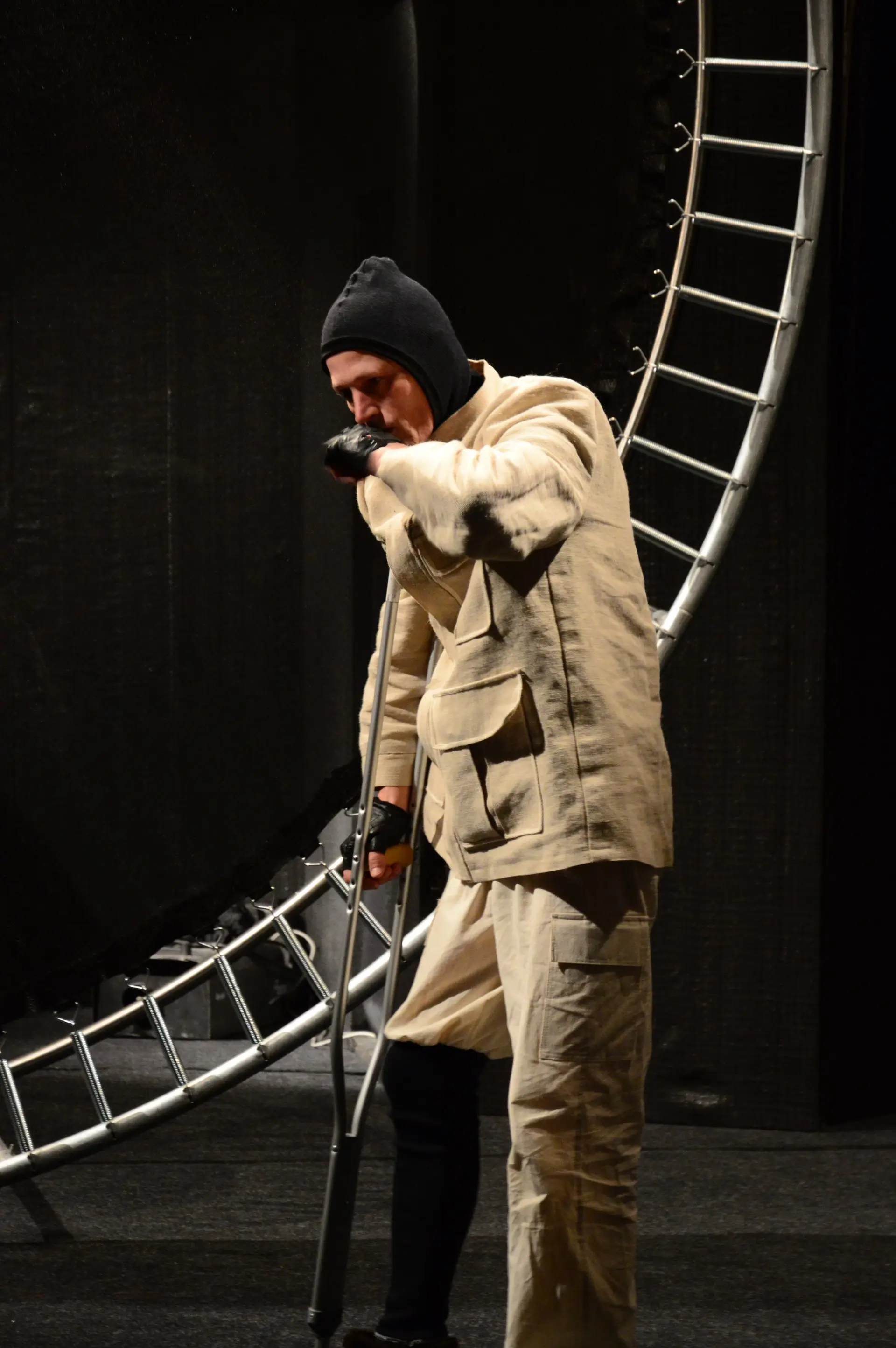 За дверями Львов