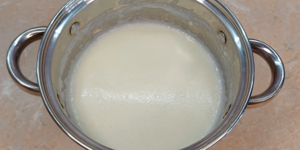 Рецепт манной каши на молоке и воде