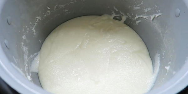 Как варить манную кашу на молоке в мультиварке