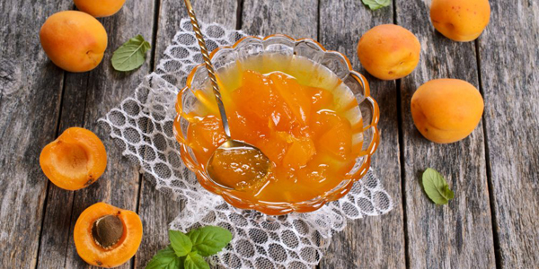 Абрикосове варення з ваніллю