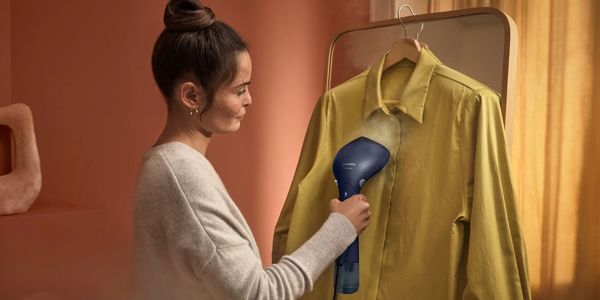 Как выбрать ручной отпариватель для одежды