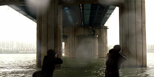 Топ фильмов ужасов: «Вторжение динозавра»