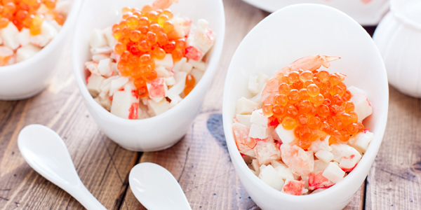 Салат «Снежная королева» с крабовыми палочками