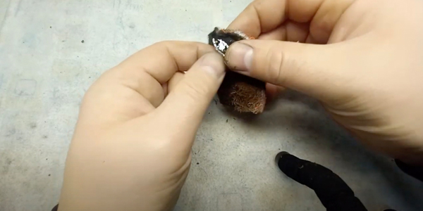 Як почистити золото в домашніх умовах: використовуйте пасту ГОІ