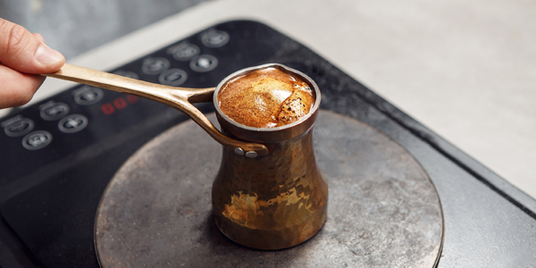 Как варить кофе в медной турке