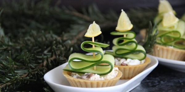 Рецепты на Новый год — 2026: новогодние тарталетки с курицей